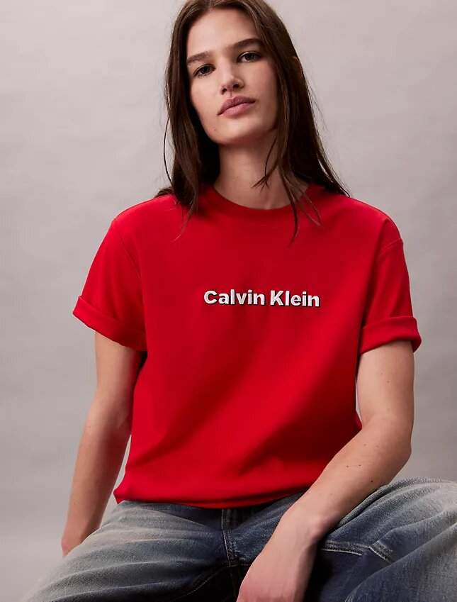 İşlemeli Logo Grafikli Klasik Tişört İşlemeli Logo Grafikli Klasik Tişört