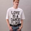 Marc Hundley Pride Love is a Dance Floor Rahat Tişört Marc Hundley Pride Love is a Dance Floor Rahat Tişört