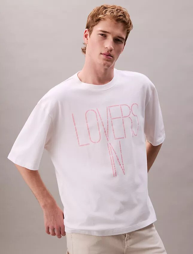 Marc Hundley Pride Lovers Rahat Tişört Marc Hundley Pride Lovers Rahat Tişört