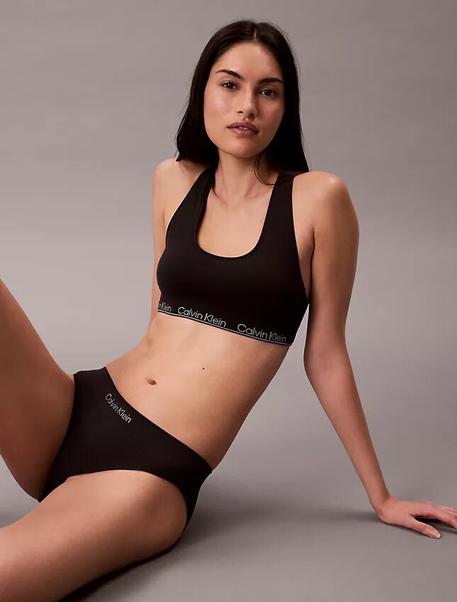 Microfiber Dikişsiz Ribana 3’lü Bikini Seti Microfiber Dikişsiz Ribana 3’lü Bikini Seti