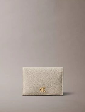 Minimal Monogram Kapaklı Kartlık