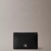 Minimal Monogram Kapaklı Kartlık Minimal Monogram Kapaklı Kartlık