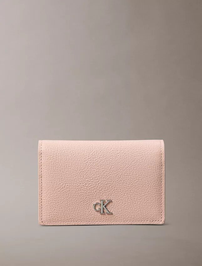 Minimal Monogram Kapaklı Kartlık Minimal Monogram Kapaklı Kartlık
