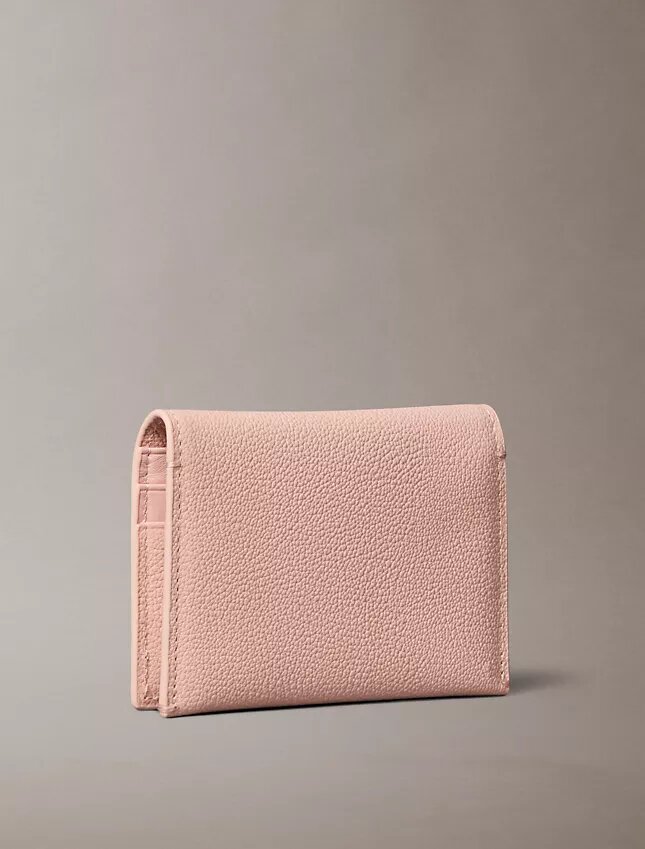 Minimal Monogram Kapaklı Kartlık Minimal Monogram Kapaklı Kartlık