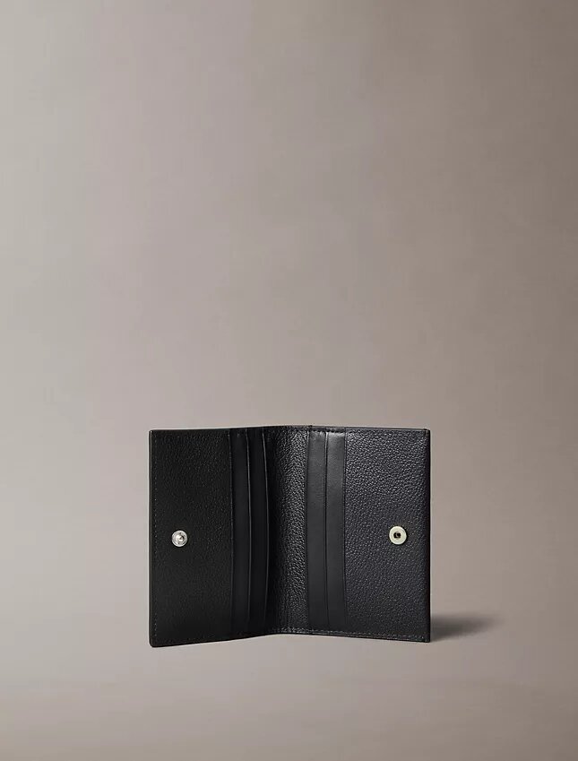 Minimal Monogram Kapaklı Kartlık Minimal Monogram Kapaklı Kartlık