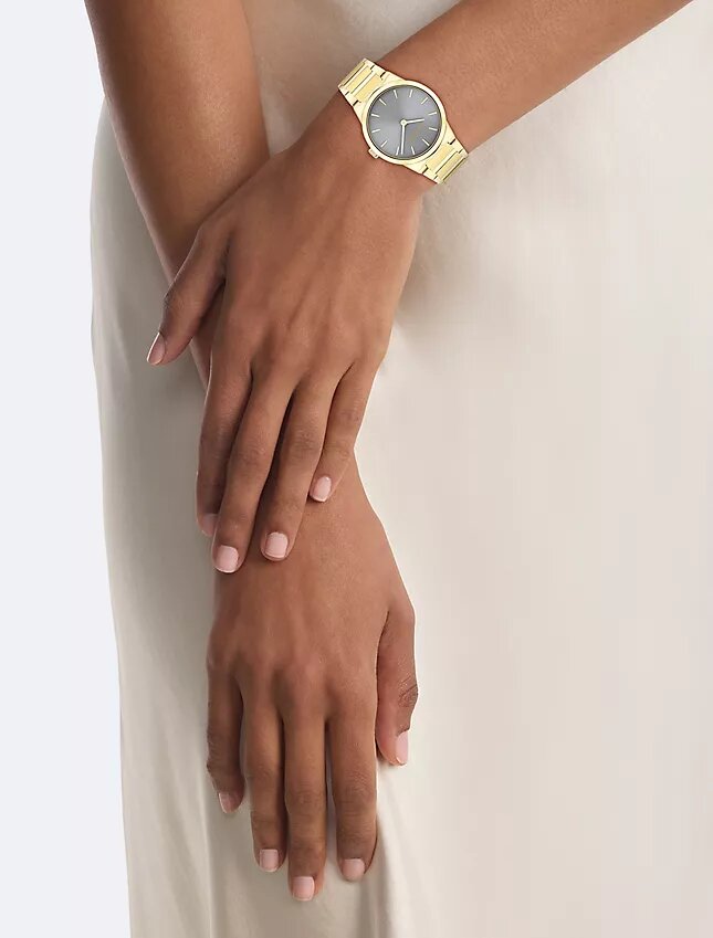 Minimalist Entegre Bağlantılı Bileklik 32 mm Saat Minimalist Entegre Bağlantılı Bileklik 32 mm Saat