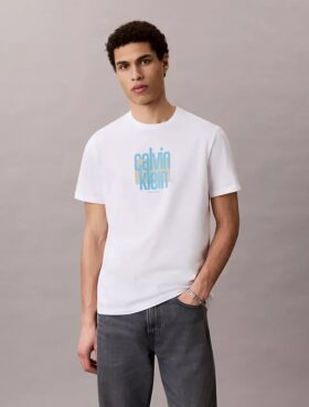 Modern Calvin Klein Grafik Logo Tişört