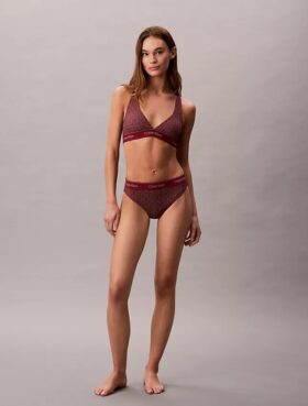 Modern Logo Yüzme Racerback Üçgen Bikini Üstü
