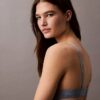 Modern Logolu Üçgen Bikini Üstü Modern Logolu Üçgen Bikini Üstü