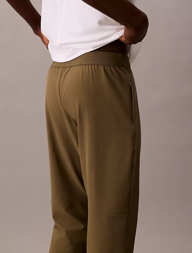 Modern Spor Dokuma Pantolonlar Modern Spor Dokuma Pantolonlar