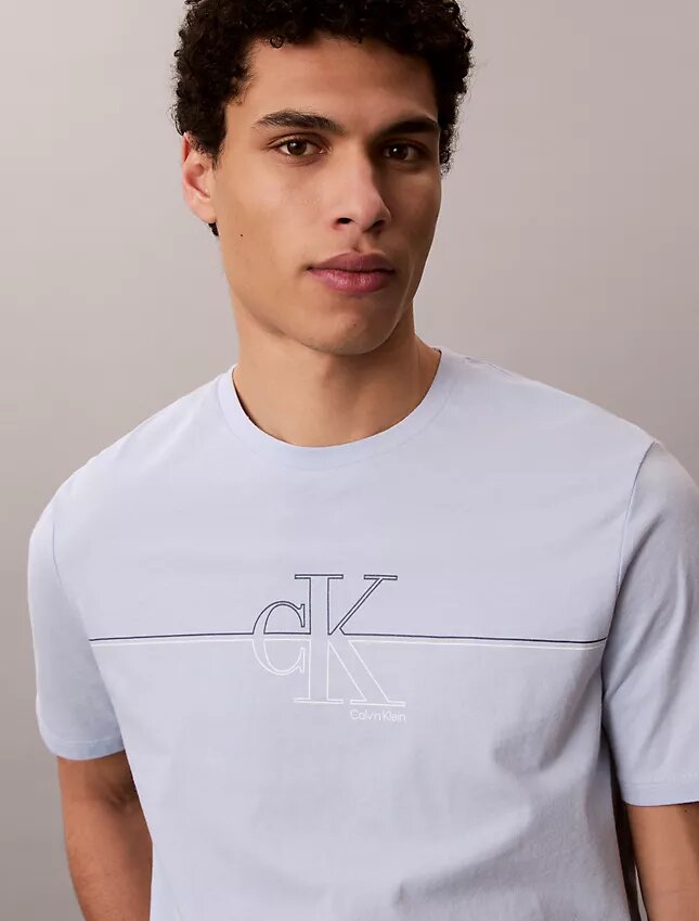 Monogram Line Grafik Klasik Tişört Monogram Line Grafik Klasik Tişört
