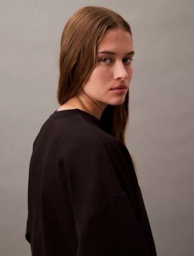 Monogramlı Kısa Kesim Polar Sweatshirt