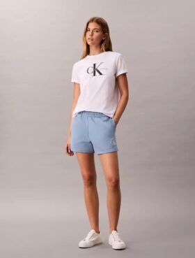 Monogramlı Polar Çekip Giyilen Şort Monogramlı Polar Çekip Giyilen Şort