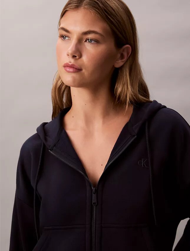 Monogramlı Polar Fermuarlı Kapüşonlu Sweatshirt Monogramlı Polar Fermuarlı Kapüşonlu Sweatshirt
