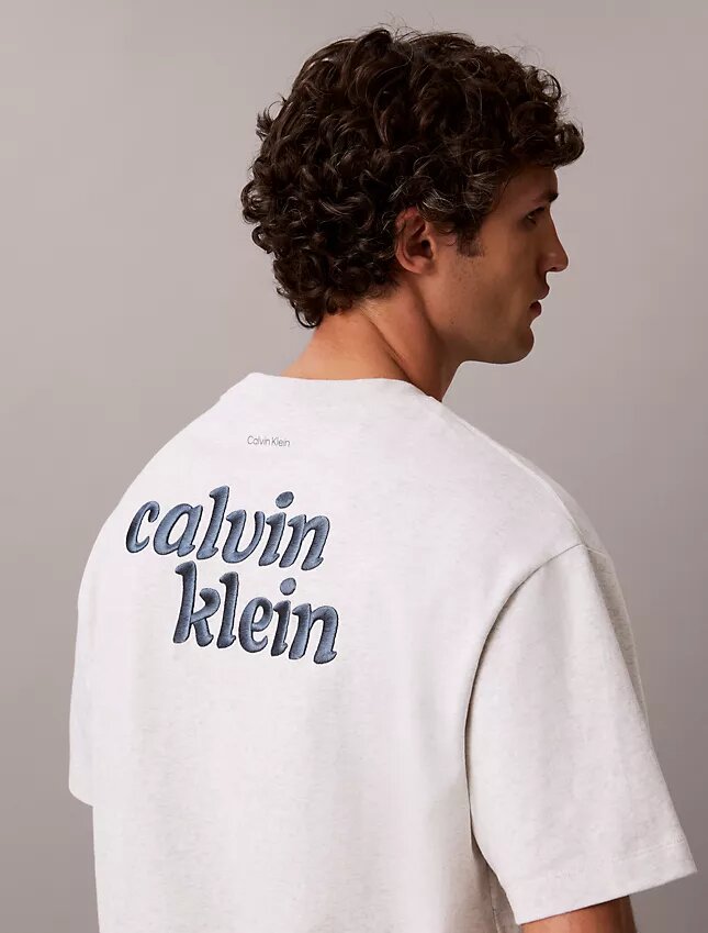 Nakışlı 1989 Logo Grafikli Bol Kesim Tişört Nakışlı 1989 Logo Grafikli Bol Kesim Tişört