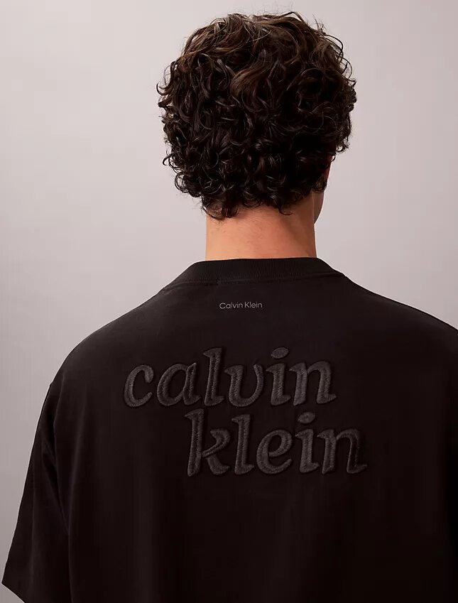 Nakışlı 1989 Logo Grafikli Bol Kesim Tişört Nakışlı 1989 Logo Grafikli Bol Kesim Tişört