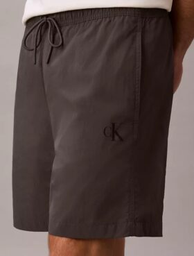 Naylon Monogramlı Çekip Giyilen Şort