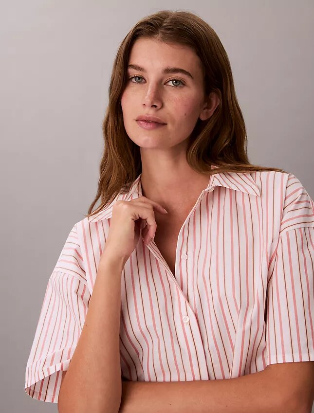 Pamuklu Poplin Rahat Kısa Kollu Pijama Gömleği Pamuklu Poplin Rahat Kısa Kollu Pijama Gömleği