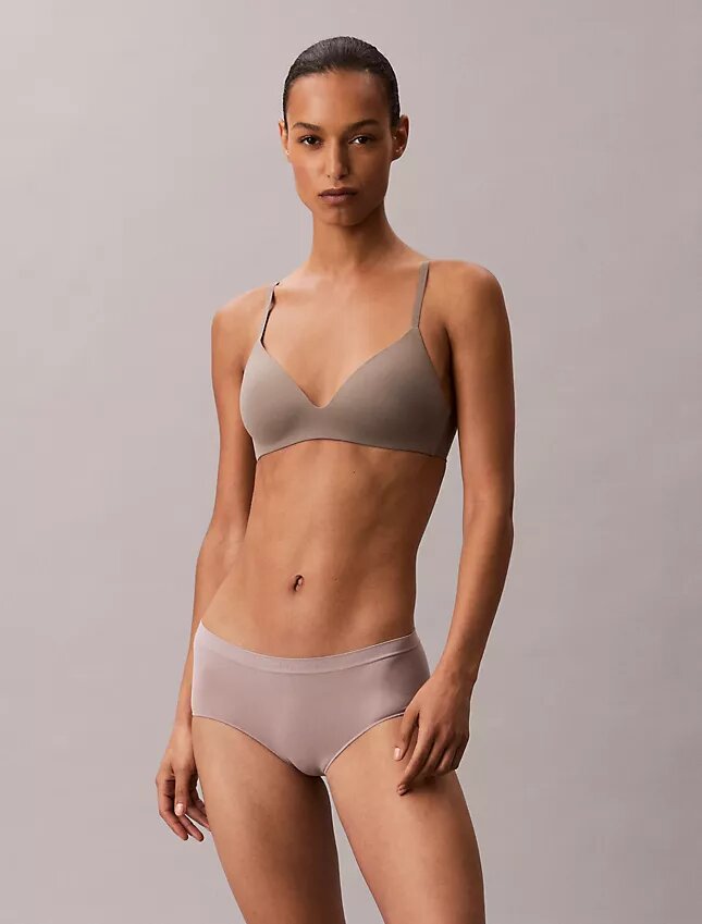 Perfectly Fit Oturan Tel Sız Tişört Sütyen Perfectly Fit Oturan Tel Sız Tişört Sütyen