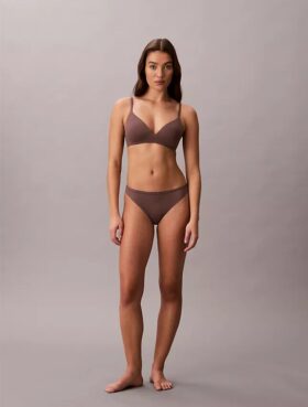 Perfectly Fit Oturan Tel Sız Tişört Sütyen Perfectly Fit Oturan Tel Sız Tişört Sütyen
