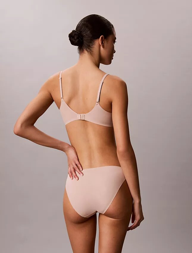 Perfectly Fit Ultra Hafif Hafif Astarlı Demi Sütyen Perfectly Fit Ultra Hafif Hafif Astarlı Demi Sütyen