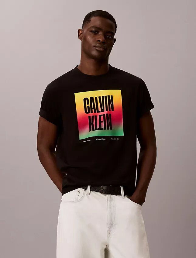 Pride Logo Bloklu Kolay Tişört Pride Logo Bloklu Kolay Tişört