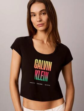 Pride Slim Scoopneck Tişört