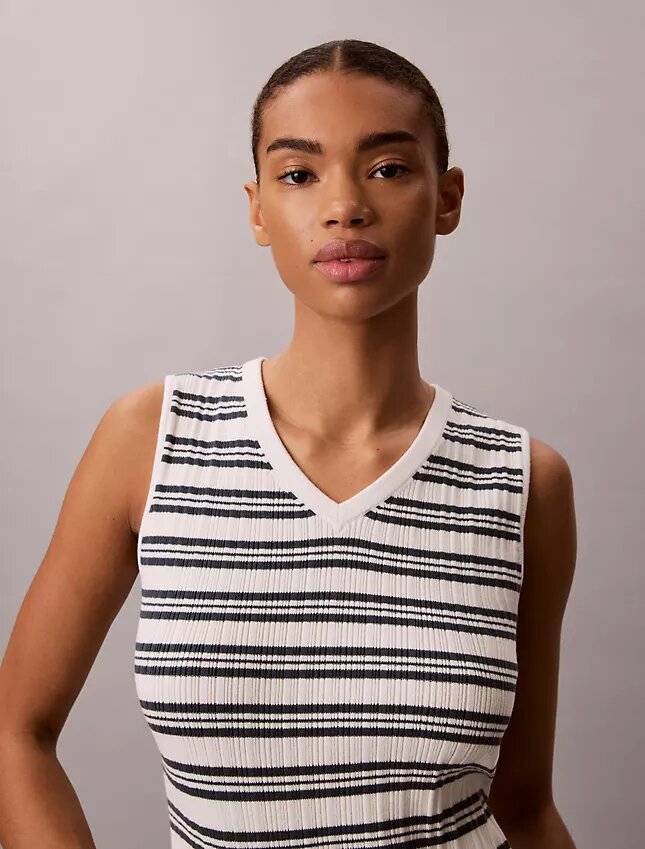 Ribana V Yaka Tank Top Ribana V Yaka Tank Top