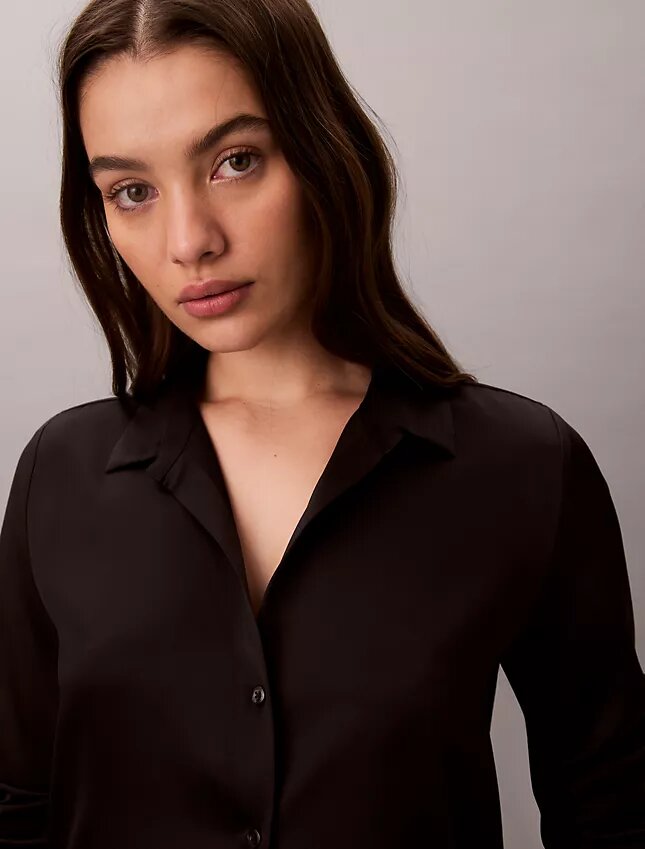 Saten Parlaklıkta Pijama Gömleği Saten Parlaklıkta Pijama Gömleği