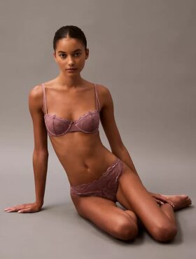 Sensual Stretch Lace Bikini