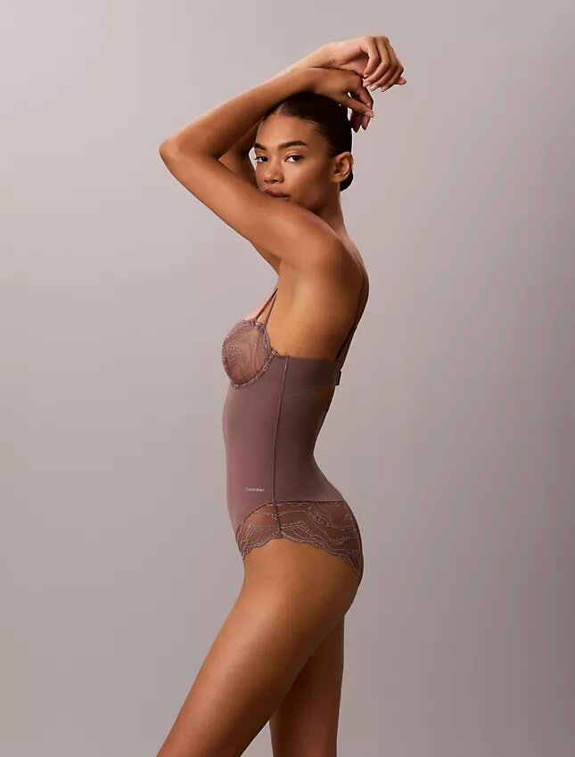 Sensual Stretch Lace Bodyler Sensual Stretch Lace Bodyler