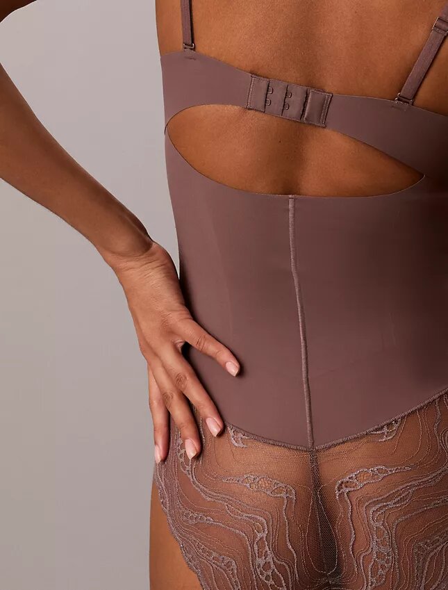 Sensual Stretch Lace Bodyler Sensual Stretch Lace Bodyler