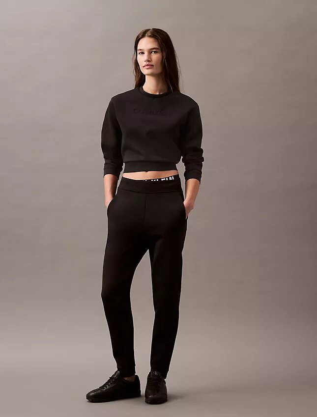 Spacer Kısa Boylu Bisiklet Yaka Sweatshirt Spacer Kısa Boylu Bisiklet Yaka Sweatshirt