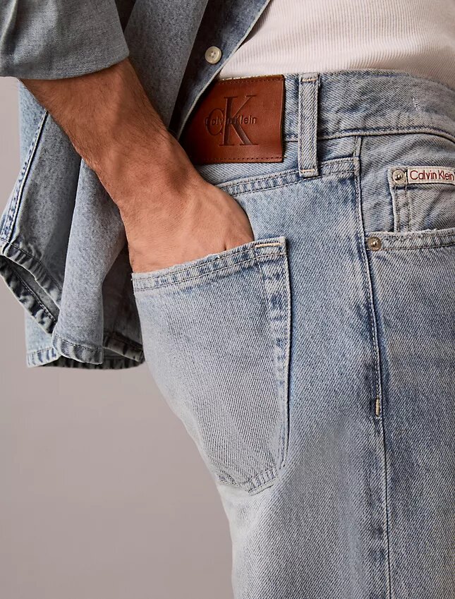 Standart Düz Hafif Jeanler Standart Düz Hafif Jeanler