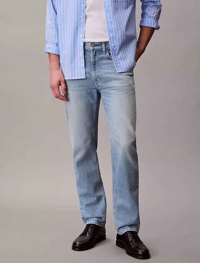 Standart Düz Kesim Jean Standart Düz Kesim Jean