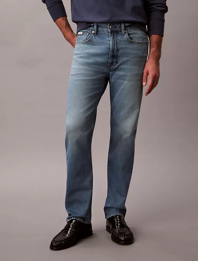 Standart Düz Kesim Jean Standart Düz Kesim Jean