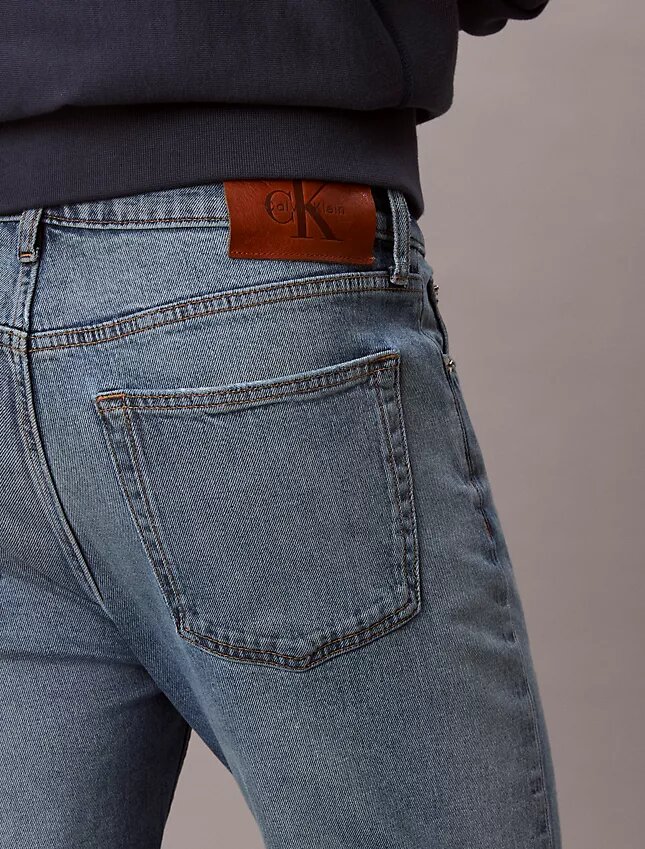 Standart Düz Kesim Jean Standart Düz Kesim Jean