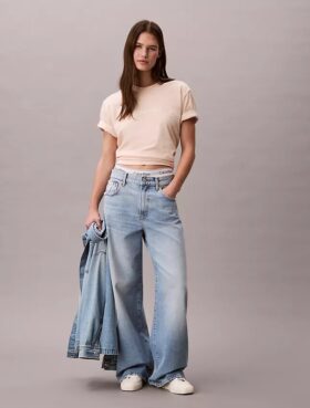 Standart Logo Boxy Fit Bisiklet Yaka Tişört Standart Logo Boxy Fit Bisiklet Yaka Tişört