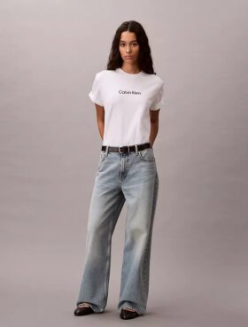 Standart Logo Boxy Fit Bisiklet Yaka Tişört Standart Logo Boxy Fit Bisiklet Yaka Tişört