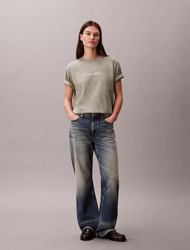 Standart Logo Boxy Fit Bisiklet Yaka Tişört Standart Logo Boxy Fit Bisiklet Yaka Tişört