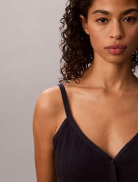 Tığ İşlemeli Düğmeli Tank Top