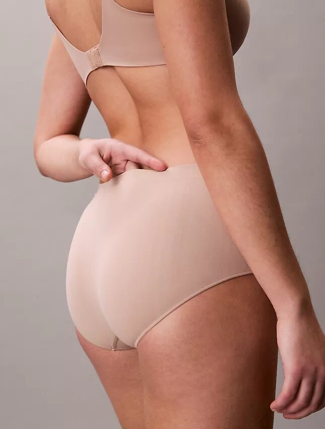 Yapıştırılmış Esnek Boyshort Yapıştırılmış Esnek Boyshort