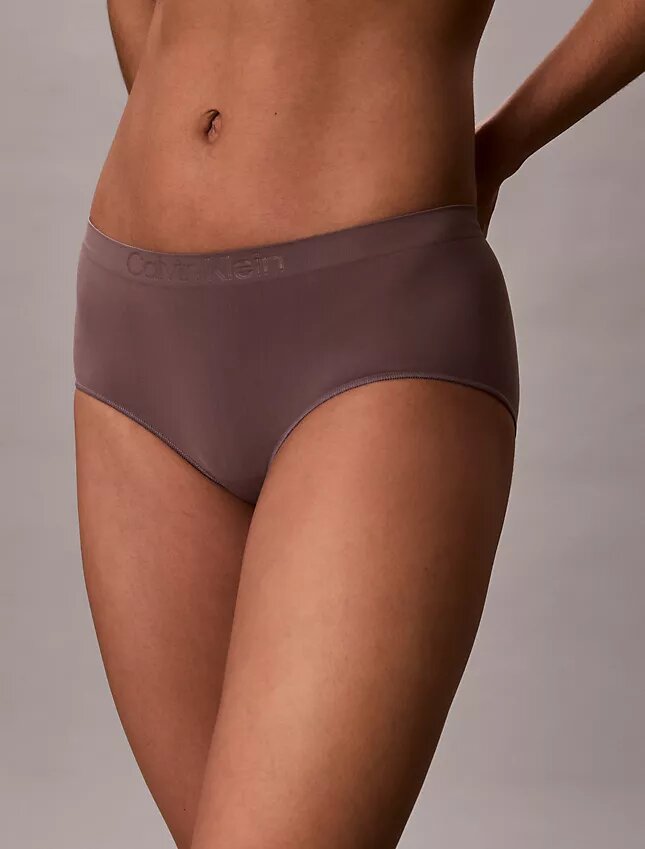 Yapıştırılmış Esnek Thong Yapıştırılmış Esnek Thong