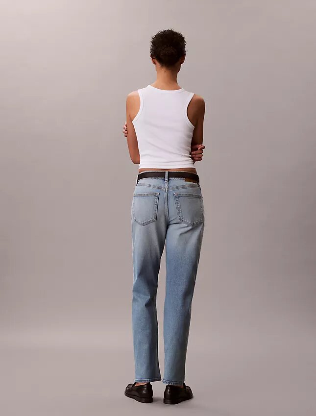 Yüksek Bel Düz Paça Jean Yüksek Bel Düz Paça Jean