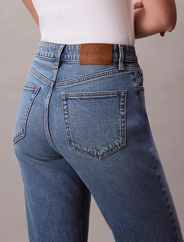 Yüksek Bel Düz Paça Jean Yüksek Bel Düz Paça Jean