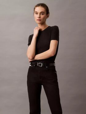 Yüksek Bel Düz Paça Jean Yüksek Bel Düz Paça Jean
