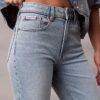 Yüksek Bel Düz Paça Jean Yüksek Bel Düz Paça Jean