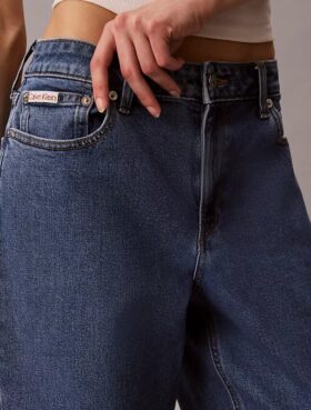 Yüksek Bel Düz Paça Jean Yüksek Bel Düz Paça Jean