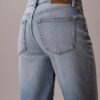 Yüksek Bel Düz Paça Jean Yüksek Bel Düz Paça Jean