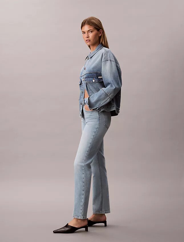 Yüksek Bel Düz Paça Jean Yüksek Bel Düz Paça Jean